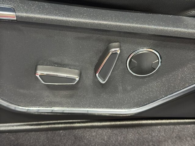 2023 Ford F150 in Burlington, WI 53105 - 18101981 16