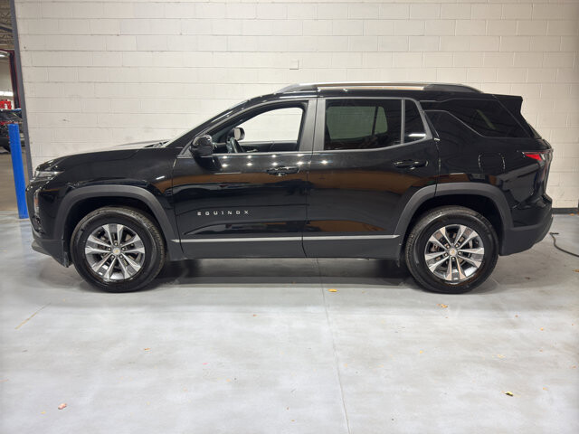 2025 Chevrolet Equinox in Burlington, WI 53105 - 18101983 2