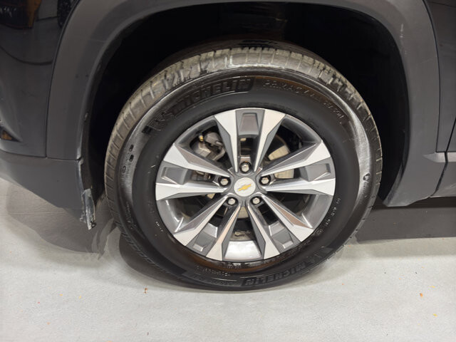 2025 Chevrolet Equinox in Burlington, WI 53105 - 18101983 9