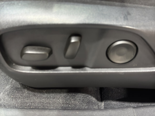 2025 Chevrolet Equinox in Burlington, WI 53105 - 18101983 15