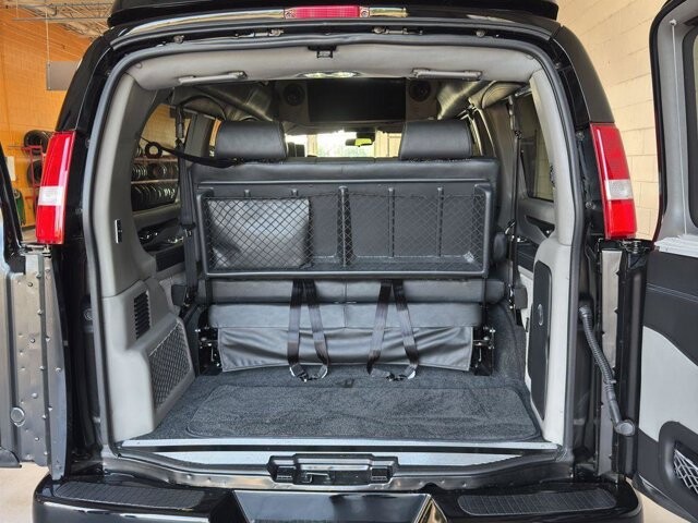 2025 GMC Savana 2500 in Burlington, WI 53105 - 18101985 40