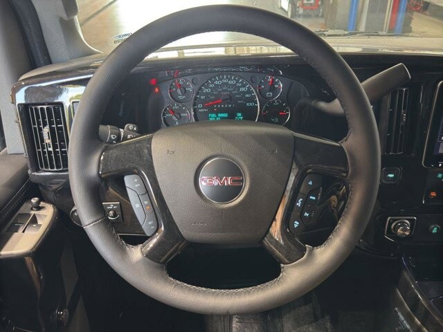 2025 GMC Savana 2500 in Burlington, WI 53105 - 18101985 22
