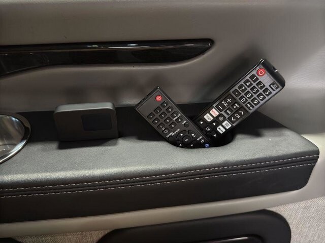 2025 GMC Savana 2500 in Burlington, WI 53105 - 18101985 28