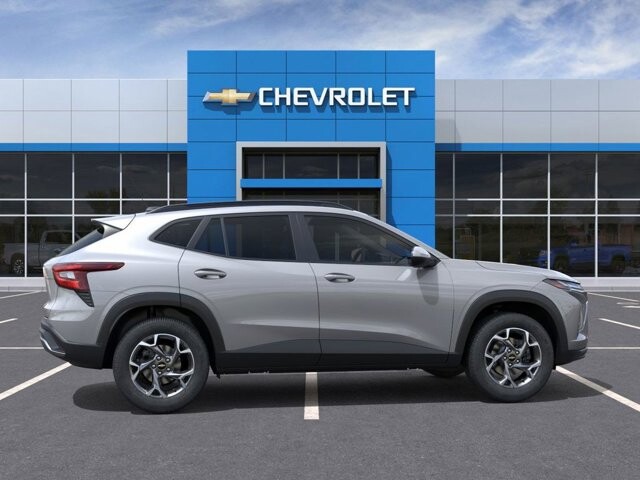 2026 Chevrolet Trax in Burlington, WI 53105 - 18101991 5