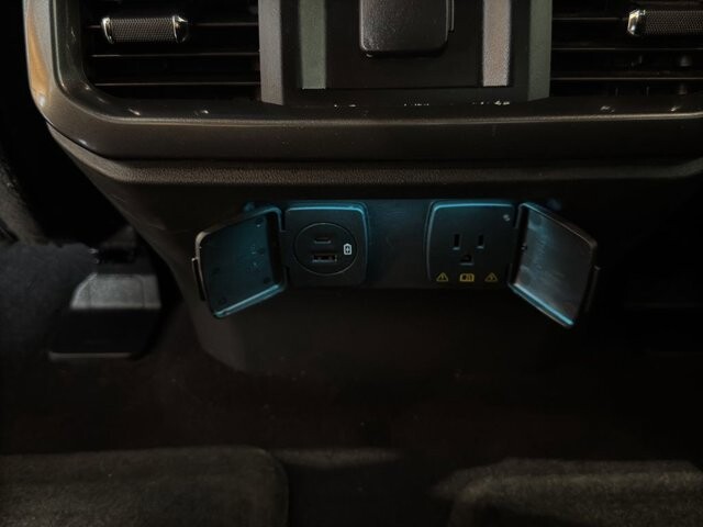 2023 Ford F150 in Burlington, WI 53105 - 18102003 14