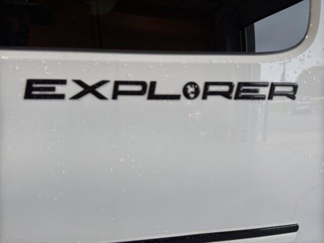 2025 Chevrolet Express 2500 in Burlington, WI 53105 - 18102004 13