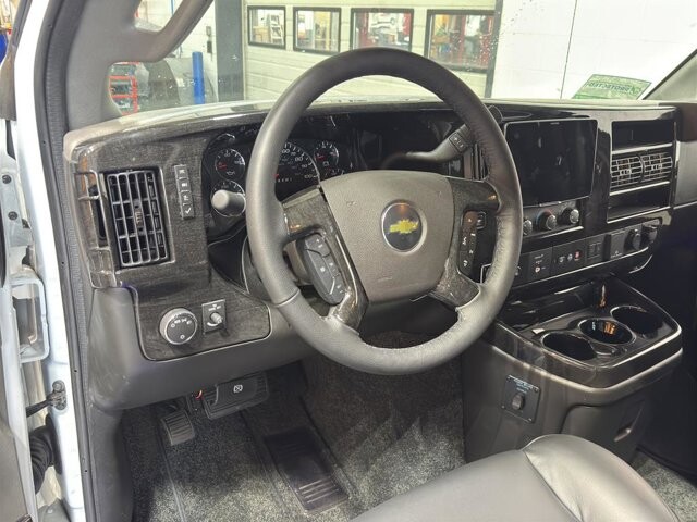 2025 Chevrolet Express 2500 in Burlington, WI 53105 - 18102004 15