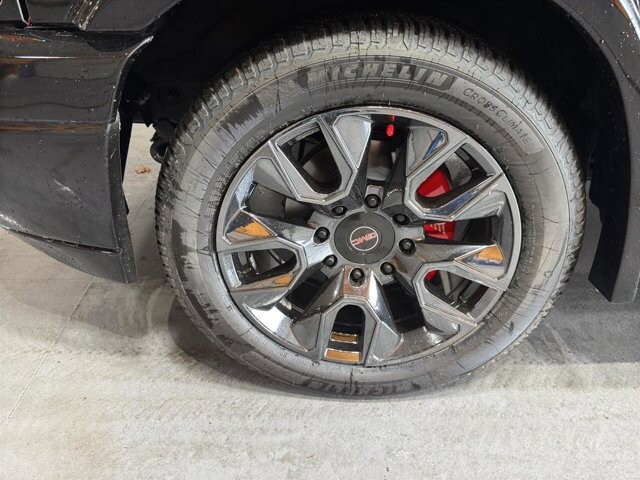 2025 GMC Savana 2500 in Burlington, WI 53105 - 18102005 9