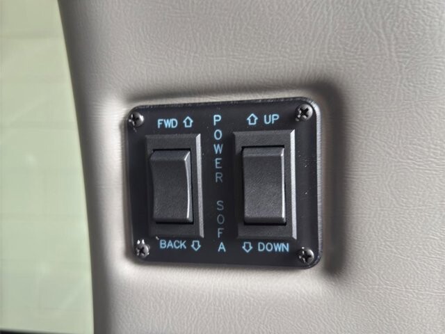 2025 GMC Savana 2500 in Burlington, WI 53105 - 18102005 39