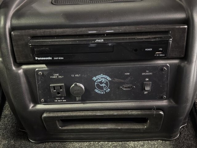 2025 GMC Savana 2500 in Burlington, WI 53105 - 18102005 35