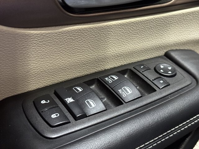 2024 Chrysler Voyager in Burlington, WI 53105 - 18102007 34