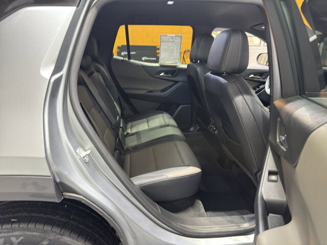 2025 Chevrolet Equinox in Burlington, WI 53105 - 18102010 20