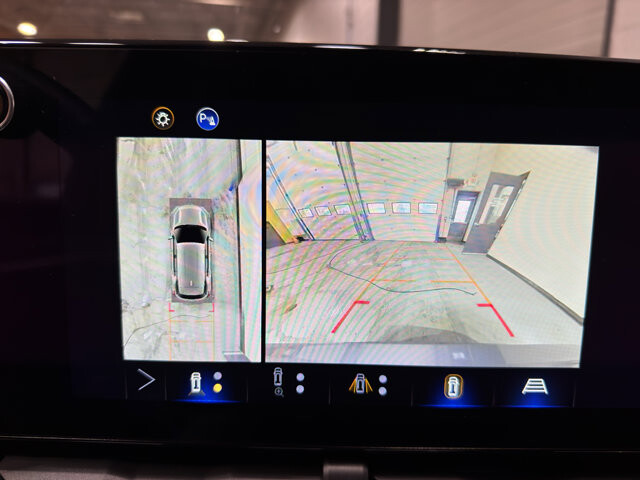 2025 Chevrolet Equinox in Burlington, WI 53105 - 18102010 30