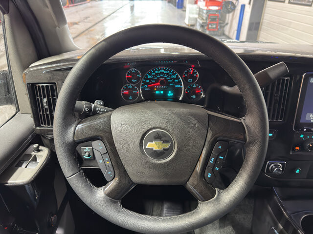 2025 Chevrolet Express 2500 in Burlington, WI 53105 - 18102013 38