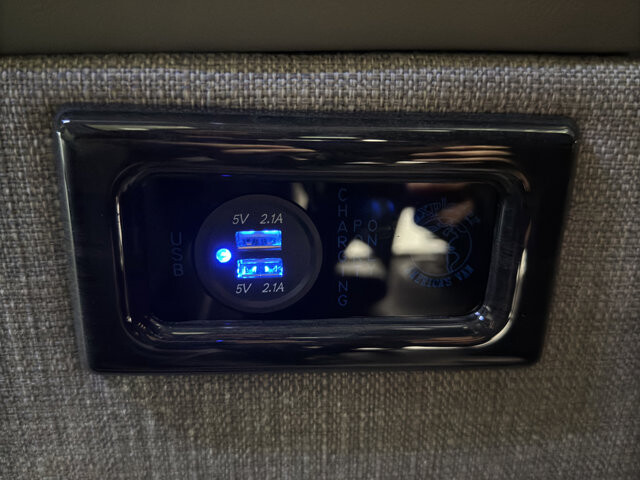 2025 Chevrolet Express 2500 in Burlington, WI 53105 - 18102013 31