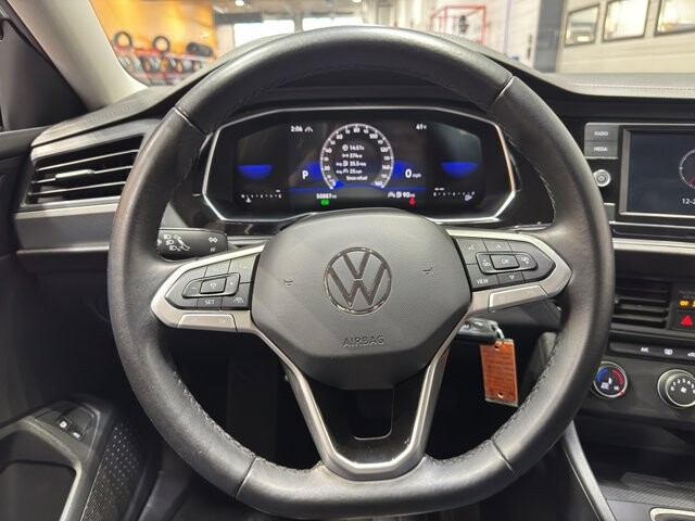 2024 Volkswagen Jetta in Burlington, WI 53105 - 18102014 18