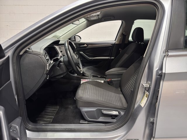 2024 Volkswagen Jetta in Burlington, WI 53105 - 18102014 13