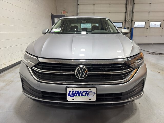 2024 Volkswagen Jetta in Burlington, WI 53105 - 18102014 8