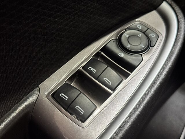 2025 Chevrolet Malibu in Burlington, WI 53105 - 18102016 30