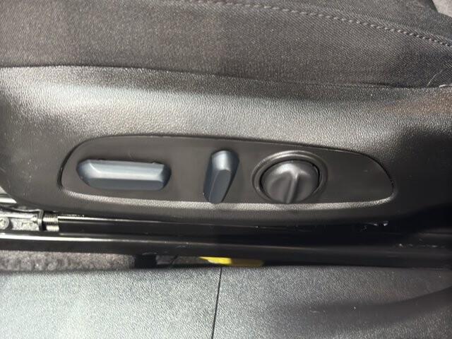 2025 Chevrolet Malibu in Burlington, WI 53105 - 18102016 14