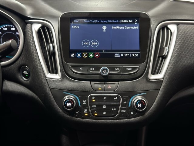 2025 Chevrolet Malibu in Burlington, WI 53105 - 18102016 25