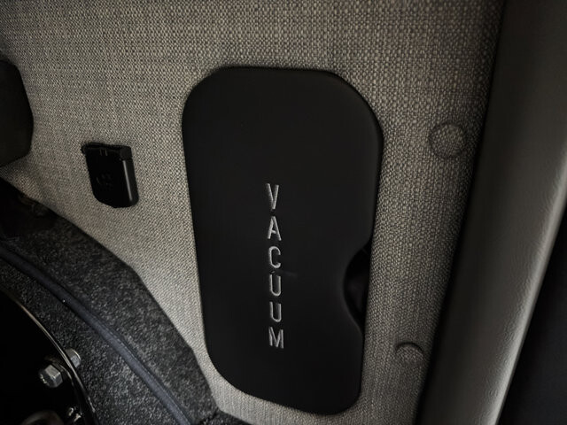 2025 GMC Savana 2500 in Burlington, WI 53105 - 18102017 36