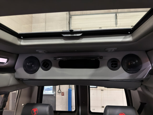 2025 GMC Savana 2500 in Burlington, WI 53105 - 18102017 30