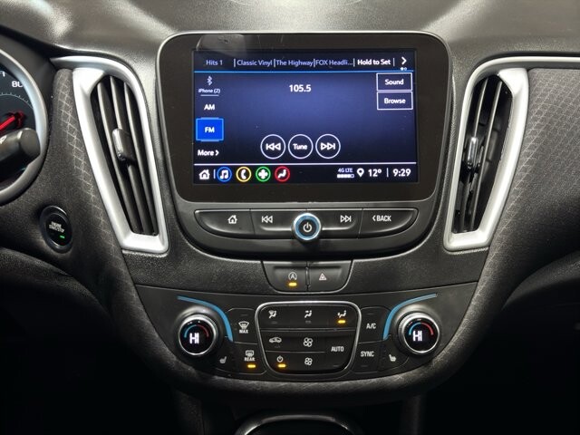 2024 Chevrolet Malibu in Burlington, WI 53105 - 18102018 25