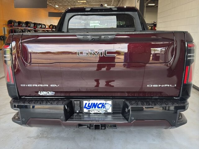 2025 GMC Sierra EV in Burlington, WI 53105 - 18102019 47
