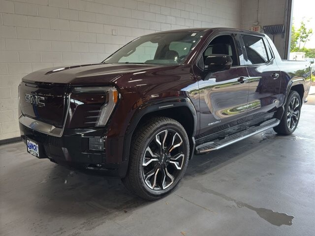 2025 GMC Sierra EV in Burlington, WI 53105 - 18102019 44