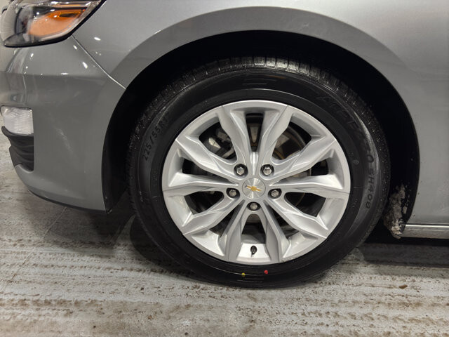 2024 Chevrolet Malibu in Burlington, WI 53105 - 18102021 9