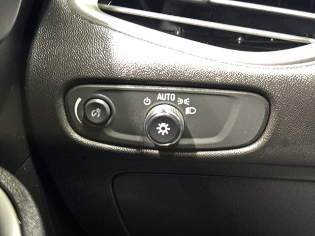 2024 Chevrolet Malibu in Burlington, WI 53105 - 18102021 29