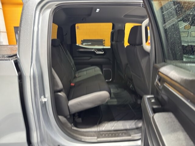 2024 Chevrolet Silverado 1500 in Burlington, WI 53105 - 18102025 20