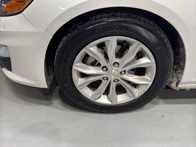 2024 Chevrolet Malibu in Burlington, WI 53105 - 18102028 9