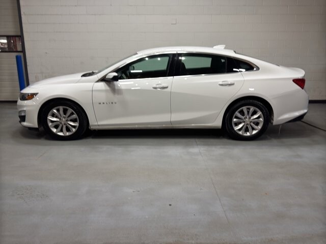 2024 Chevrolet Malibu in Burlington, WI 53105 - 18102028 2