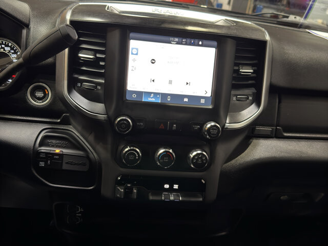 2024 RAM 3500 in Burlington, WI 53105 - 18102030 27