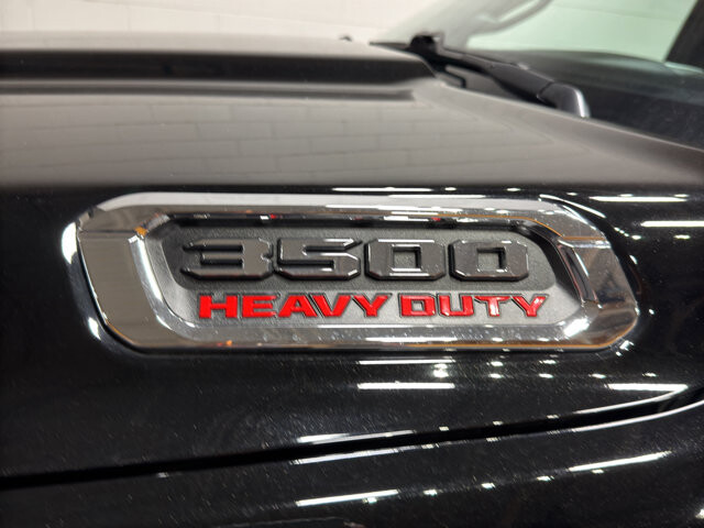 2024 RAM 3500 in Burlington, WI 53105 - 18102030 10