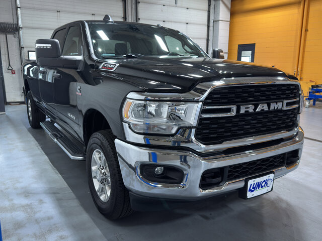 2024 RAM 3500 in Burlington, WI 53105 - 18102030 7