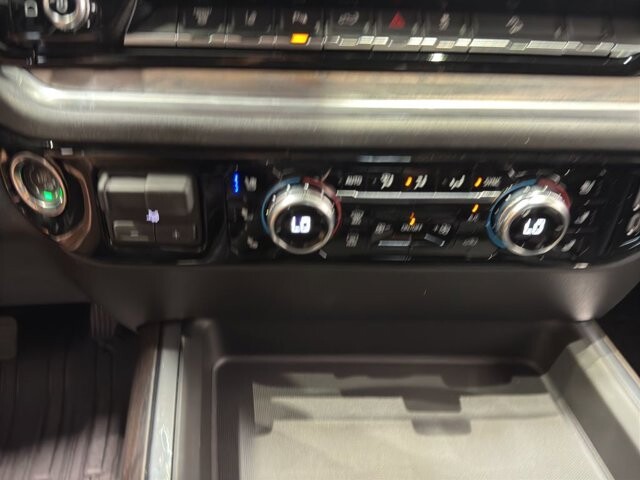 2025 GMC Sierra 2500 in Burlington, WI 53105 - 18102035 34