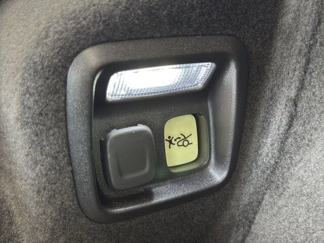 2026 Chevrolet Corvette in Burlington, WI 53105 - 18102051 35