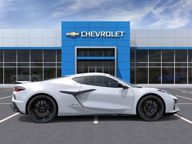 2026 Chevrolet Corvette in Burlington, WI 53105 - 18102051 5