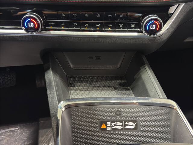 2026 Chevrolet Equinox in Burlington, WI 53105 - 18102052 30