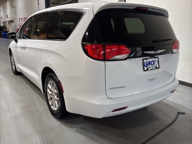 2024 Chrysler Voyager in Burlington, WI 53105 - 18102055 3