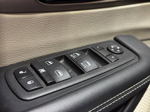 2024 Chrysler Voyager in Burlington, WI 53105 - 18102055 33