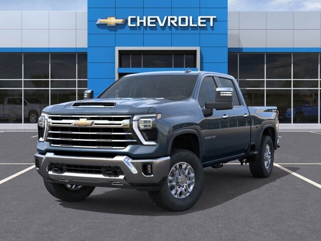 2026 Chevrolet Silverado 2500 in Burlington, WI 53105 - 18102057 7