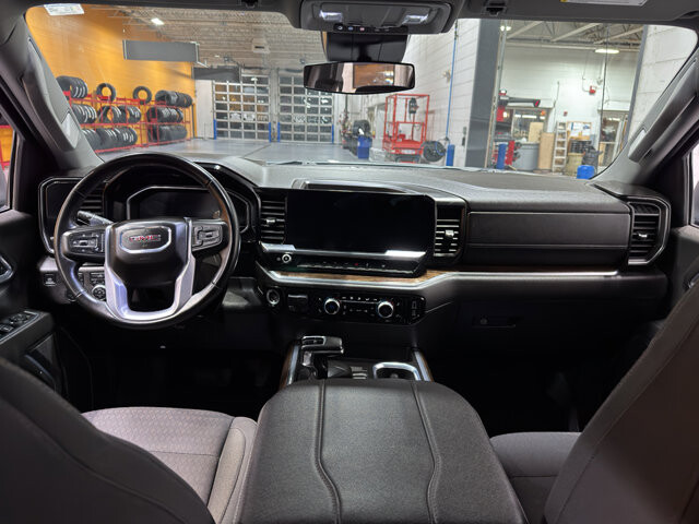 2025 GMC Sierra 1500 in Burlington, WI 53105 - 18102058 16