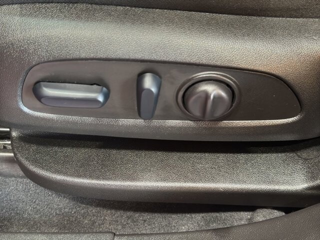 2025 Chevrolet Blazer in Burlington, WI 53105 - 18102060 15