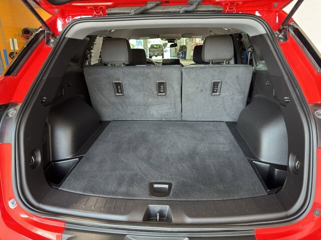 2025 Chevrolet Blazer in Burlington, WI 53105 - 18102060 20