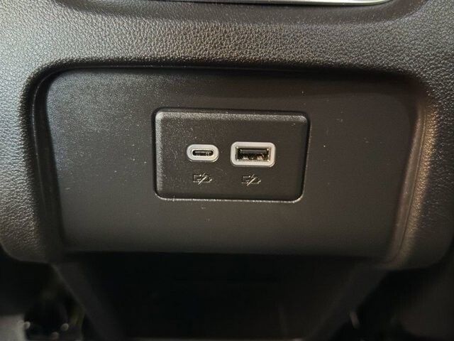 2025 Chevrolet Blazer in Burlington, WI 53105 - 18102060 12