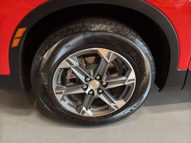 2025 Chevrolet Blazer in Burlington, WI 53105 - 18102060 9